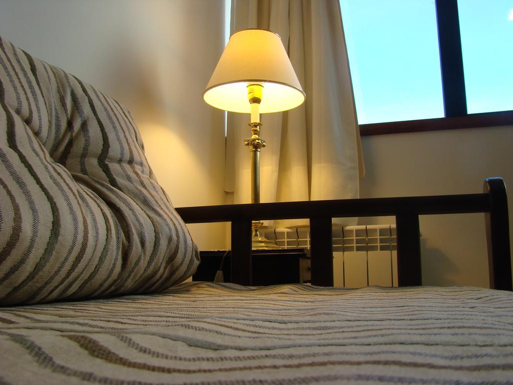 Apartamentos Cardinal Bariloche الغرفة الصورة